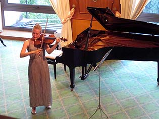 Participants concert at the 'Schlossbergklinik' in Oberstaufen